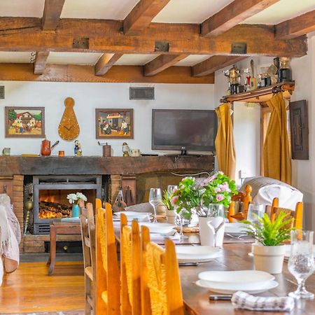 Casa Rural Arotzenia, Hogar Rustico En Pleno Valle De La Ulzama Lizaso 外观 照片