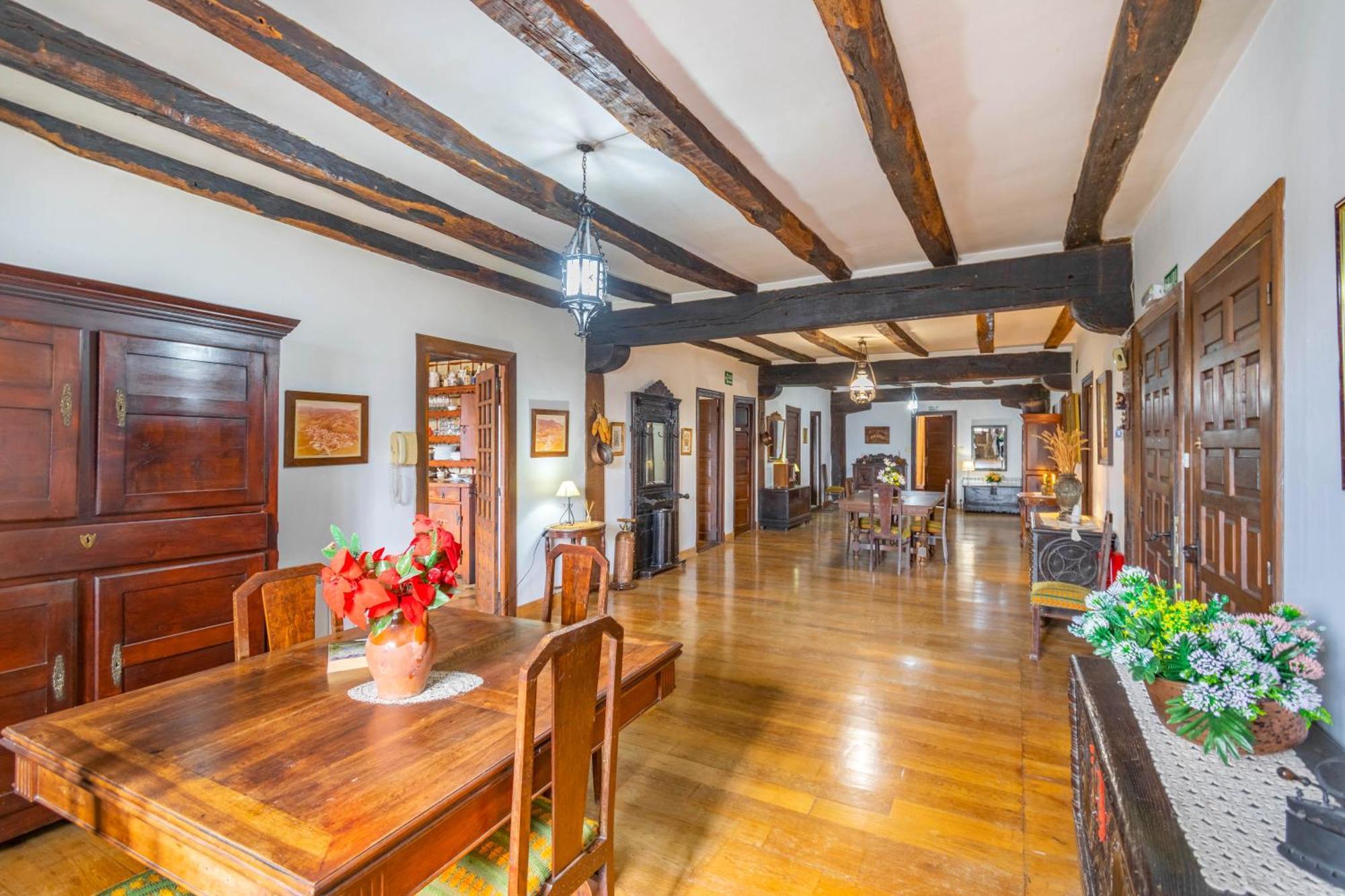 Casa Rural Arotzenia, Hogar Rustico En Pleno Valle De La Ulzama Lizaso 外观 照片