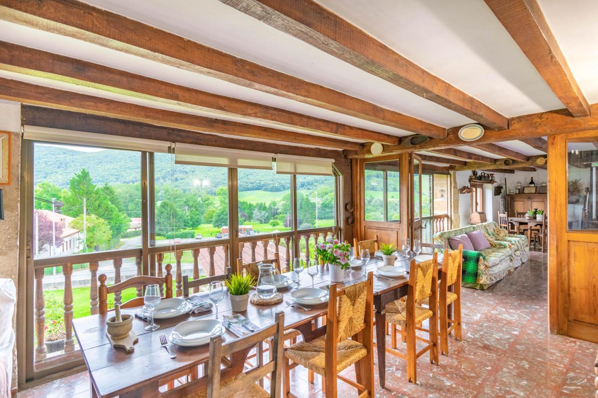 Casa Rural Arotzenia, Hogar Rustico En Pleno Valle De La Ulzama Lizaso 外观 照片